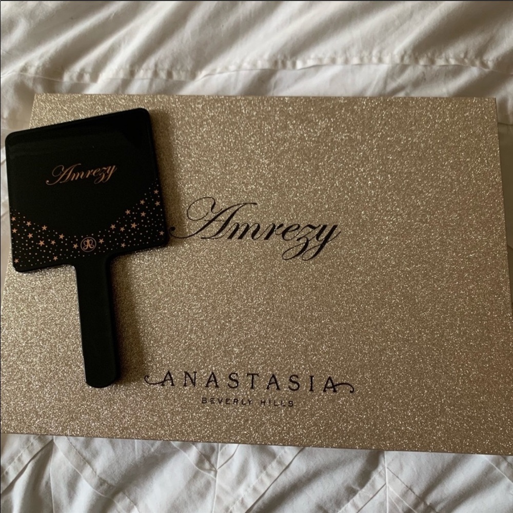 Anastasia Limited Edition Amrezy Mirror